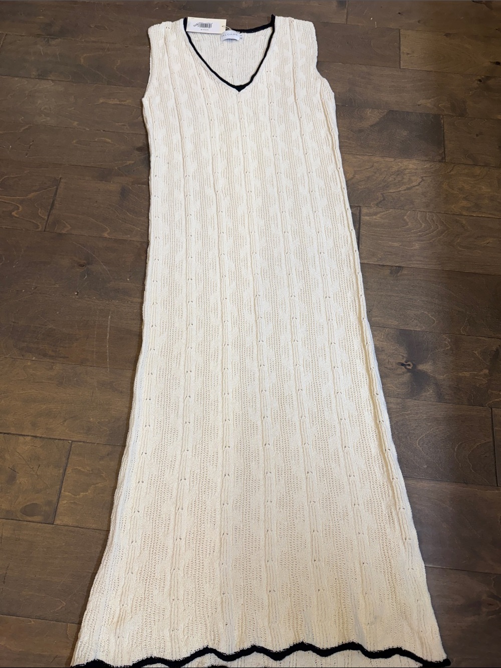 ALOHAS Cream Knit V-Neck Dress with Black Trim
